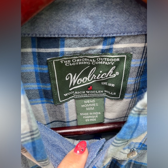 WOOLRICH Timberline short sleeve button-down shirt. EUC. Size Medium. - Picture 6 of 11